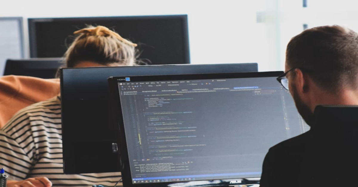 Cybersecurity-HOW AI Is Transforming